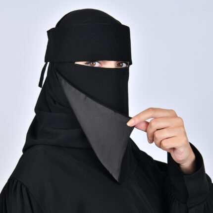 نقاب شمسي متوسط الطول ببطانه حرير و رباط اغلاق