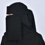 ⁦نقاب شمسي متوسط الطول ببطانه حرير و رباط اغلاق⁩ - الصورة ⁦4⁩